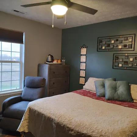 Indys Hidden Gem Apartment